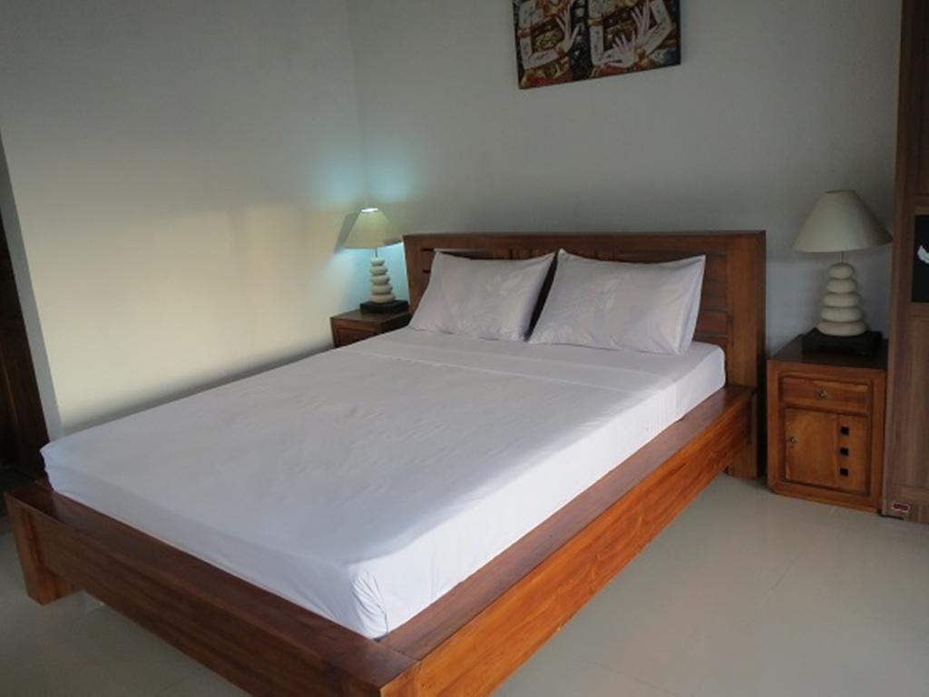 אמד Bali Sari Homestay חדר תמונה